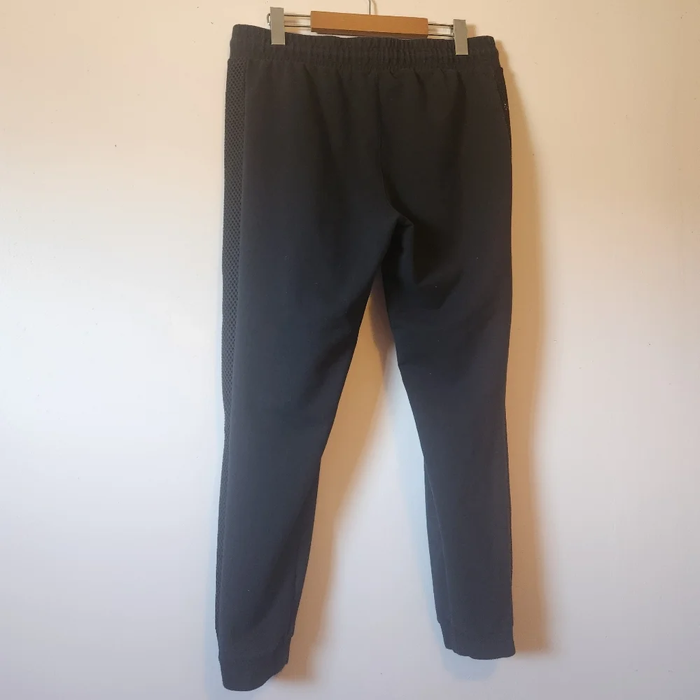 PUMA Black Training Jogger Pants Mesh Side Label Vertical Wordmark Logo Size L - Picture 4 of 5